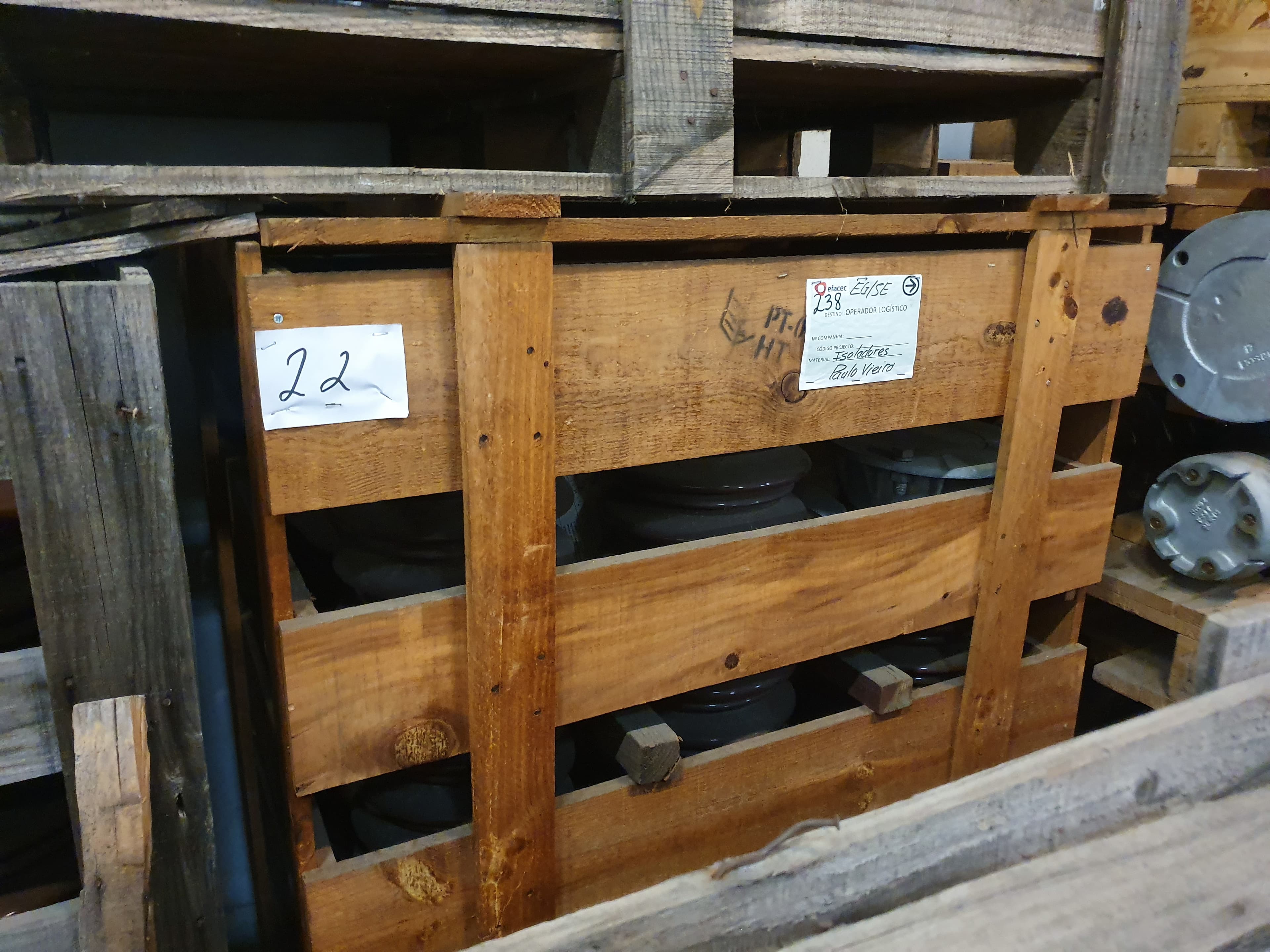 Isoladores — imagem 2
