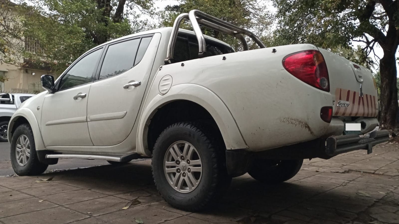Mitsubishi L200 — imagem 15