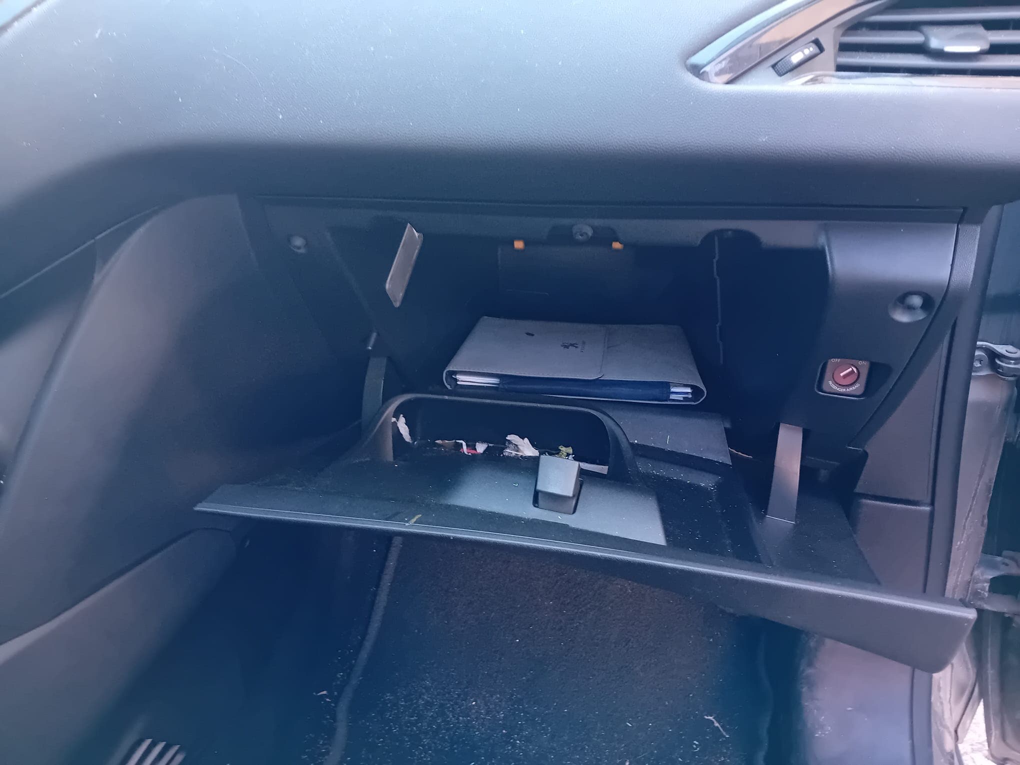Peugeot 208 · Ano 2012 — imagen 20