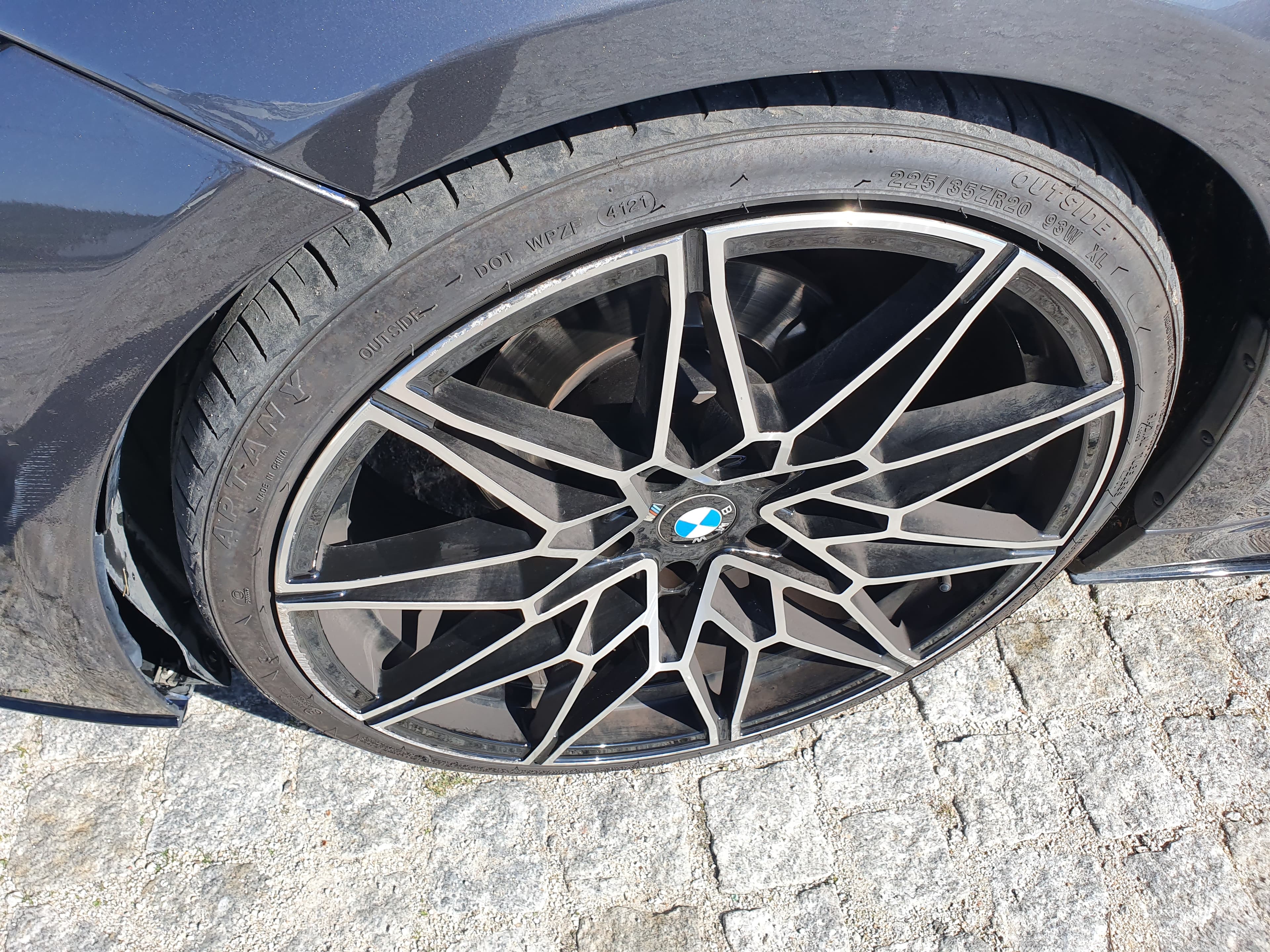 BMW 318 D · Ano 2016 — imagen 8