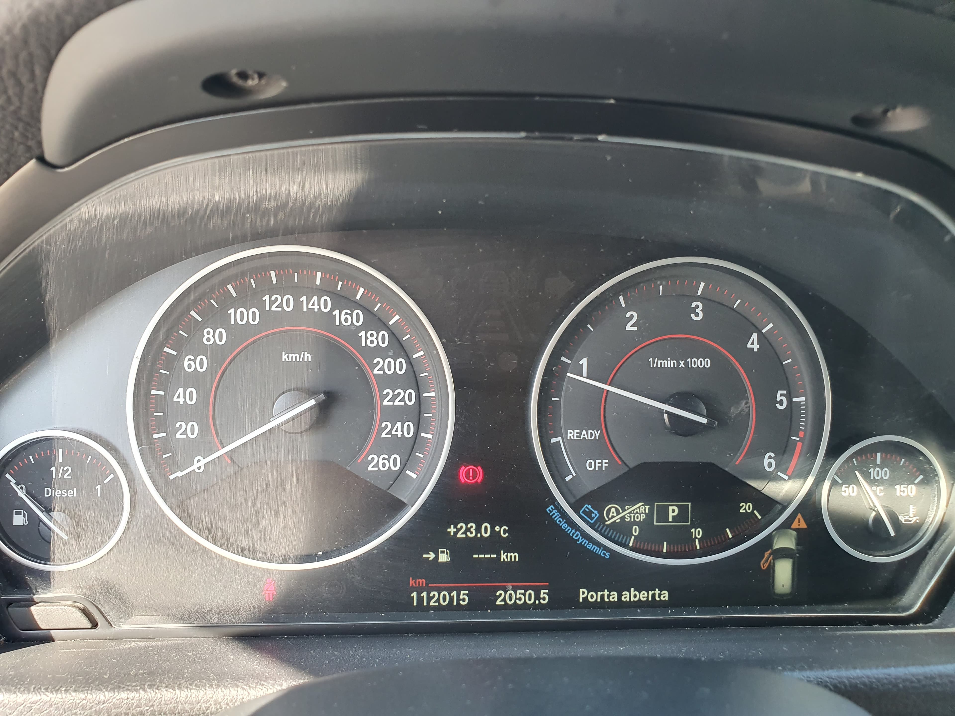 BMW 318 D · Ano 2016 — imagen 41
