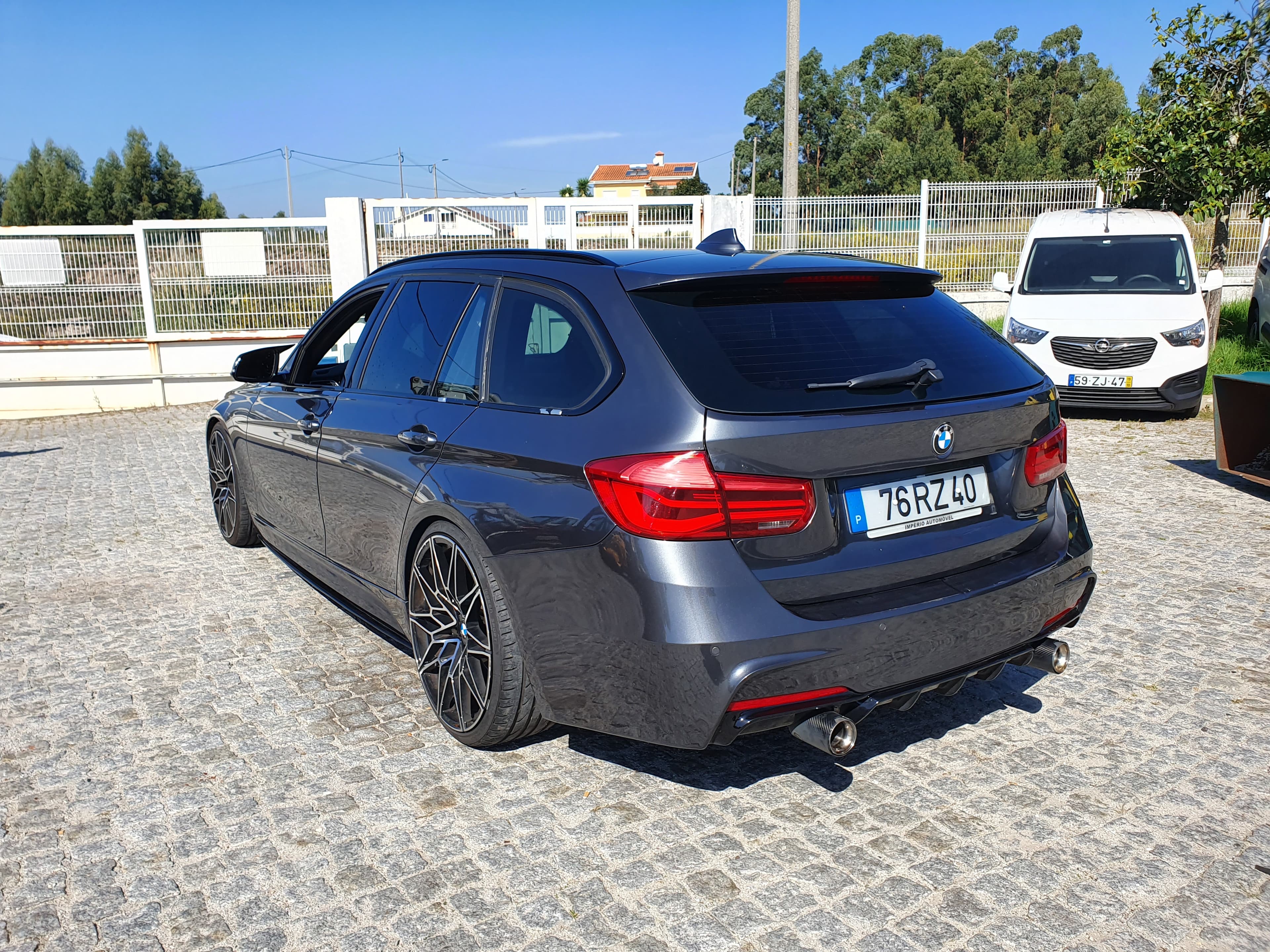 BMW 318 D · Ano 2016 — imagen 4