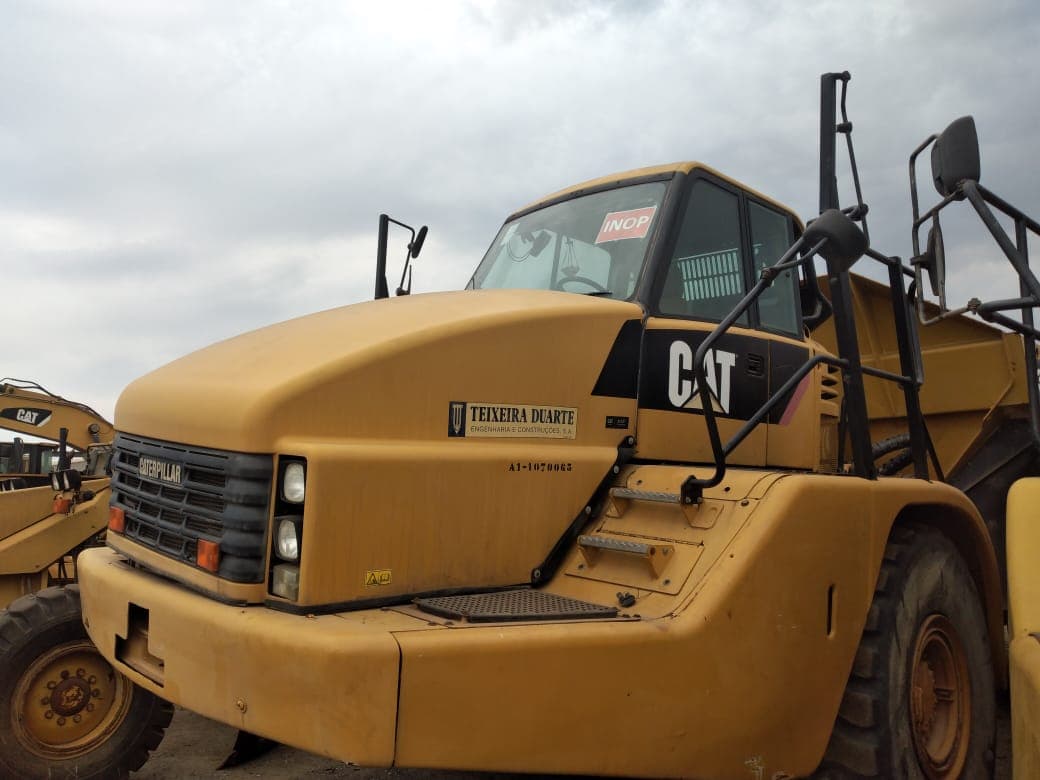 Dumper CATERPILLAR 735 - Lote 14 — imagem 3