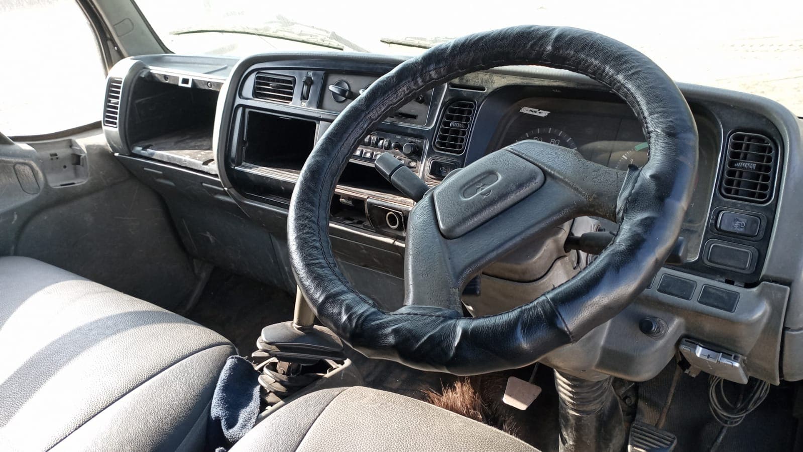 Mitsubishi Canter — imagen 2