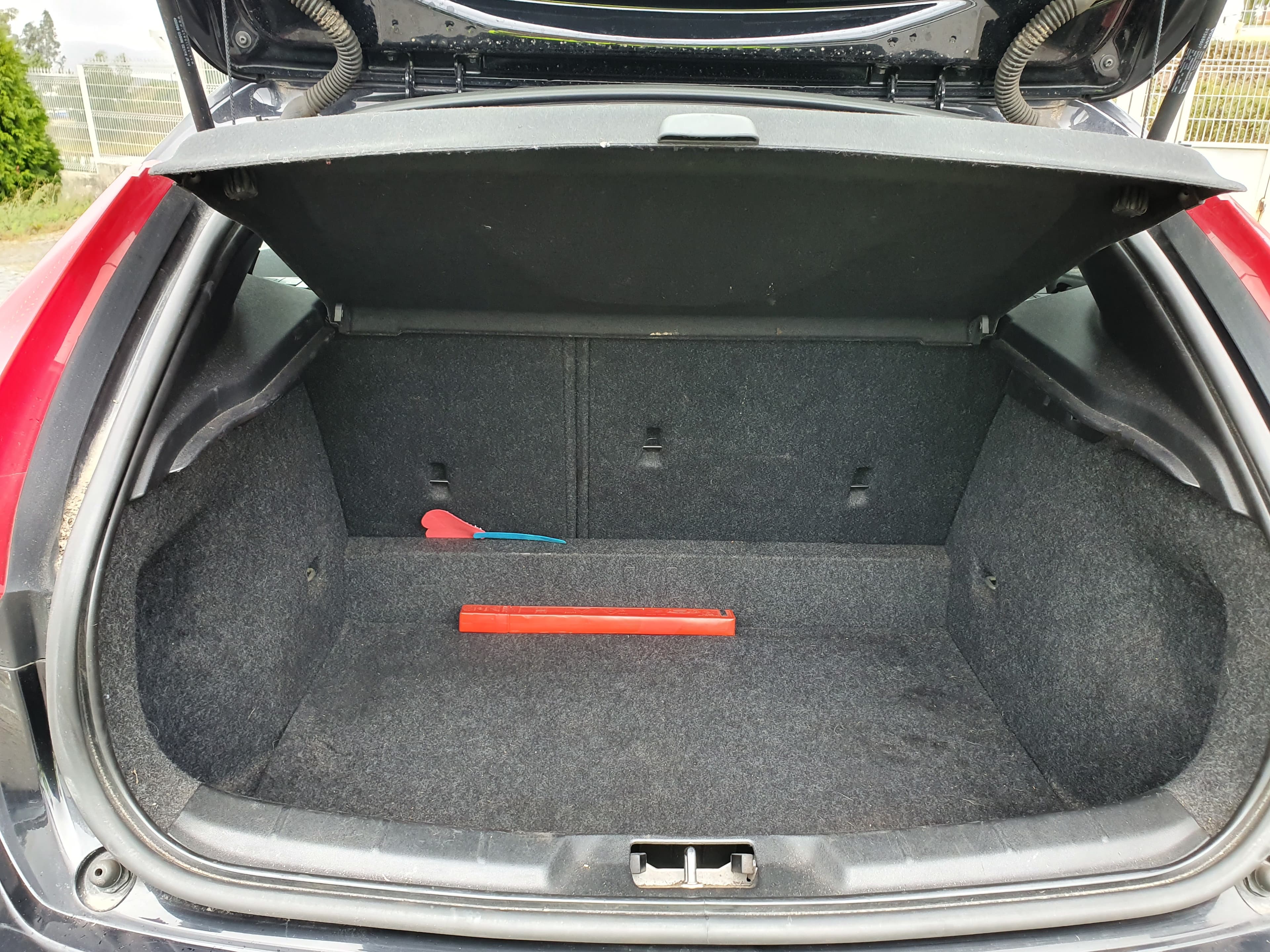 Volvo V40 · Ano 2016 — imagem 10