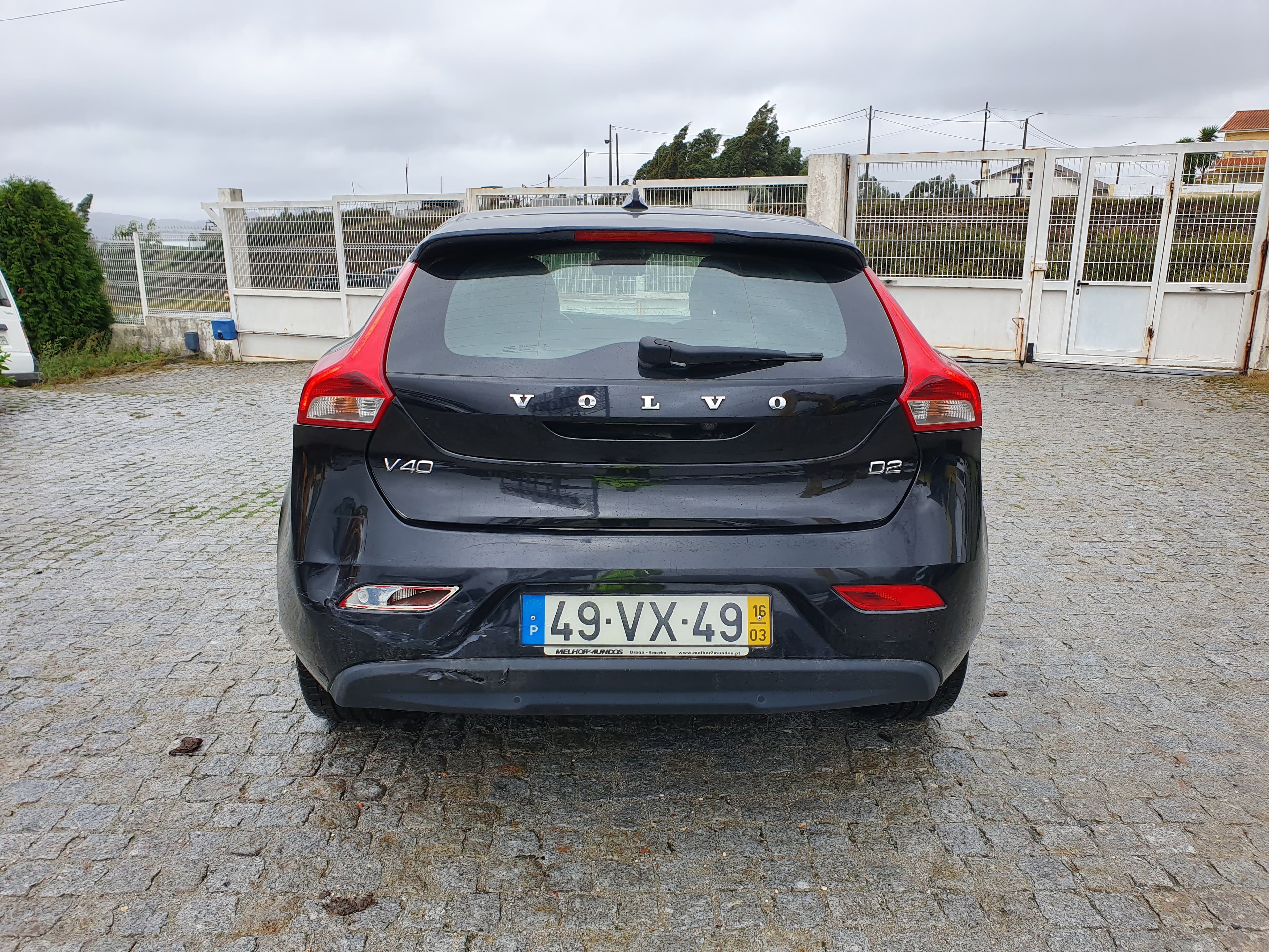 Volvo V40 · Ano 2016 — imagem 5