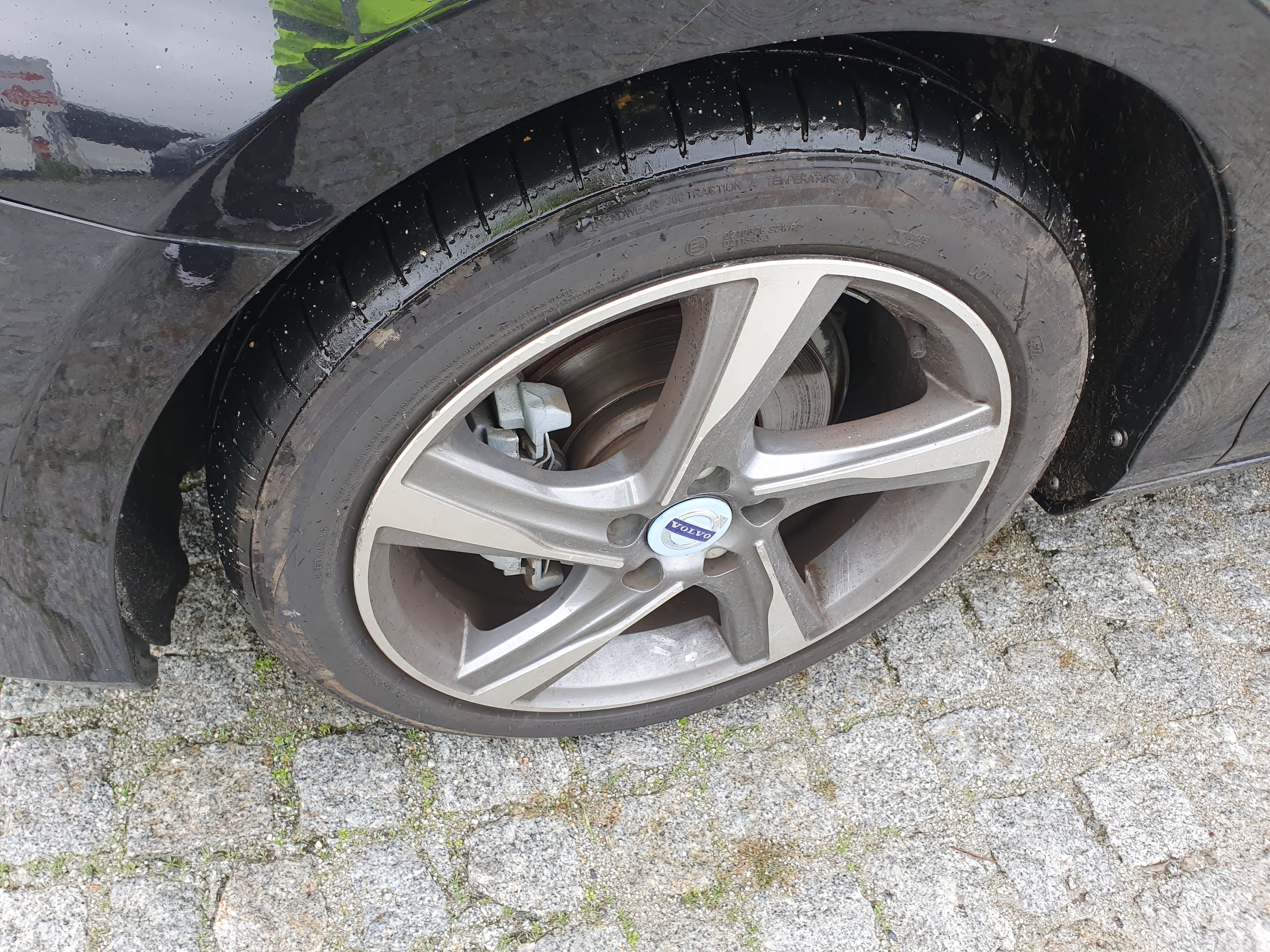 Volvo V40 · Ano 2016 — imagem 23