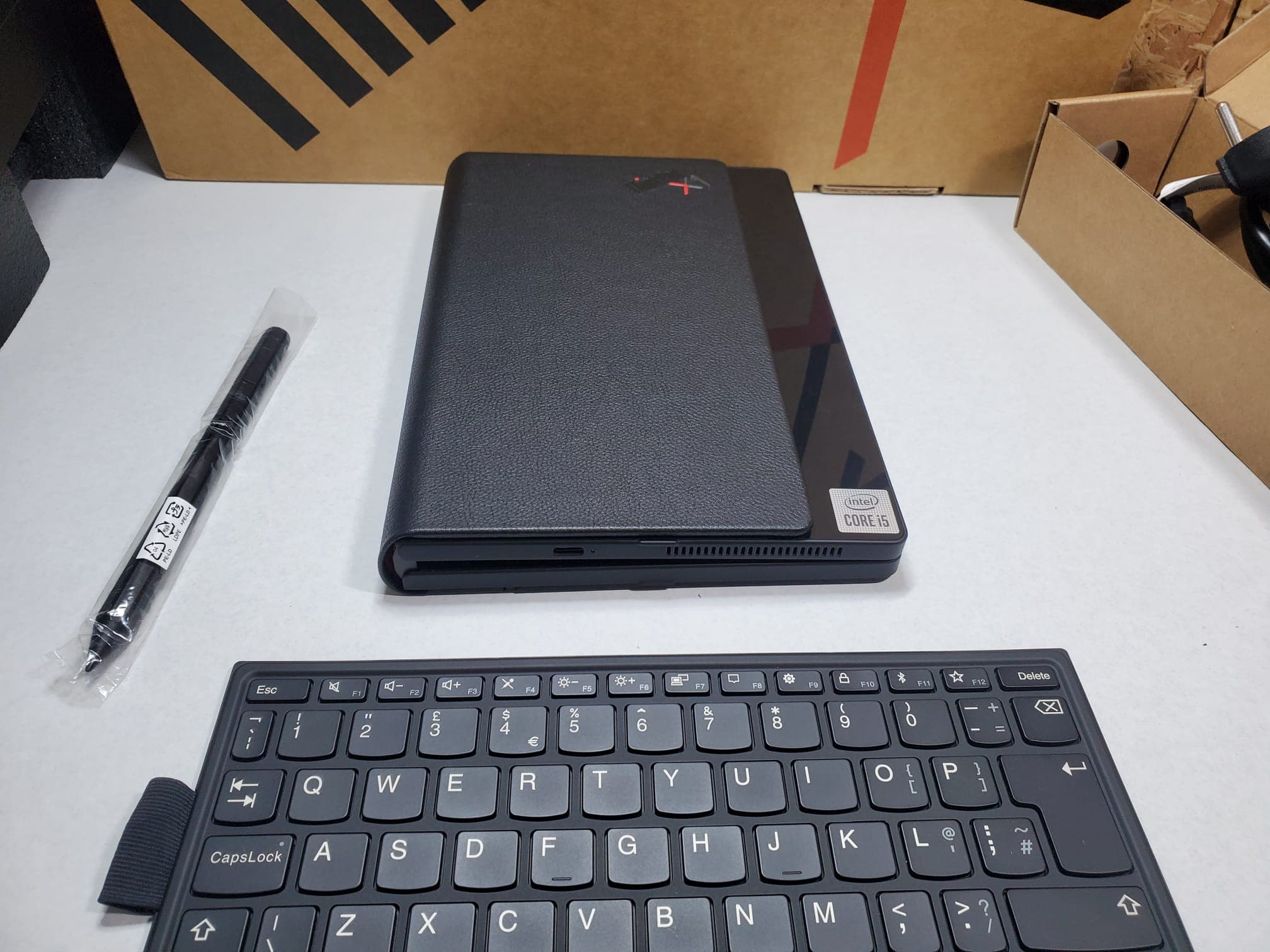 Portátil Lenovo ThinkPad X1 Fold — image 14