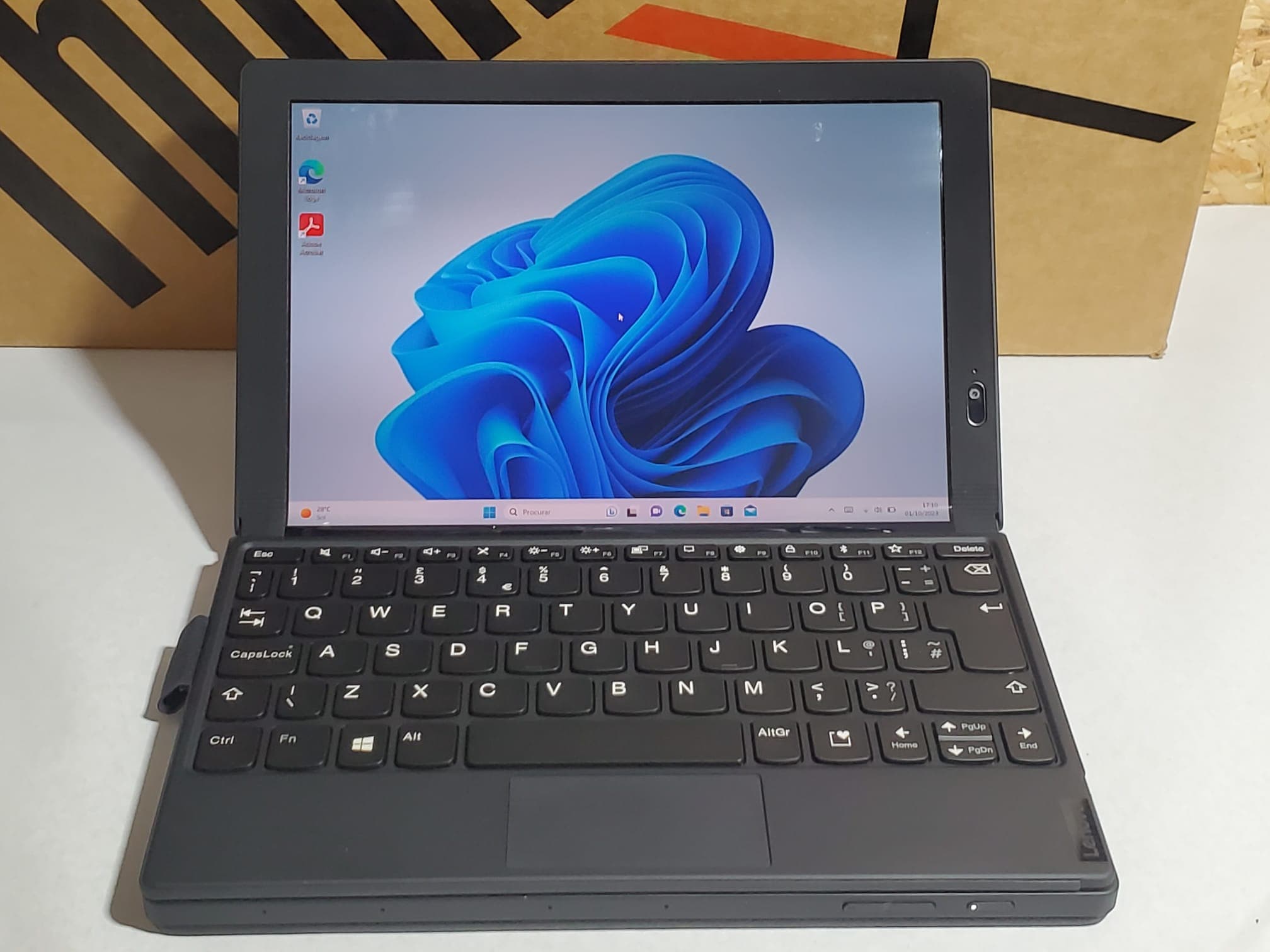 Portátil Lenovo ThinkPad X1 Fold — image 2