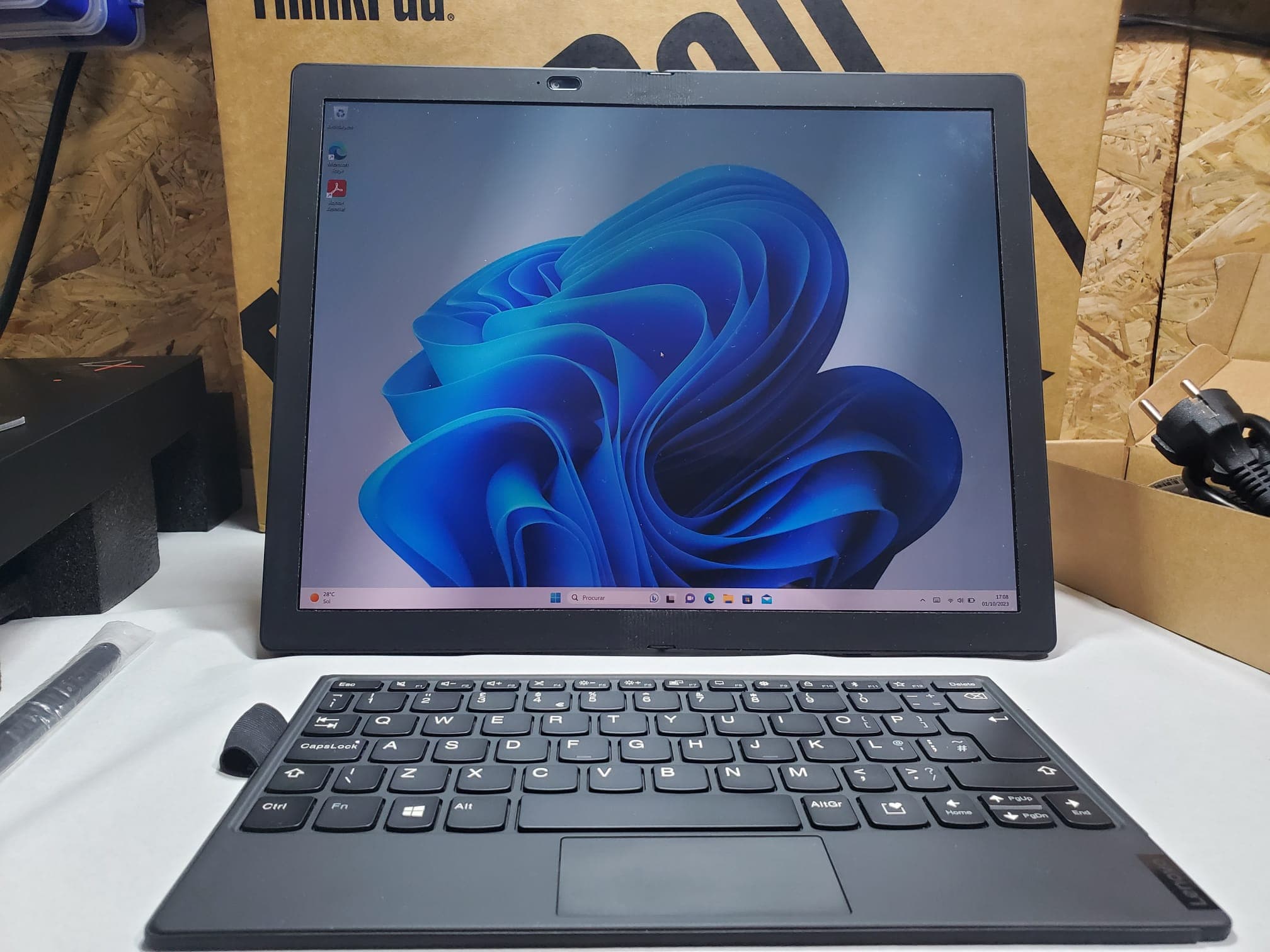 Portátil Lenovo ThinkPad X1 Fold — image 4