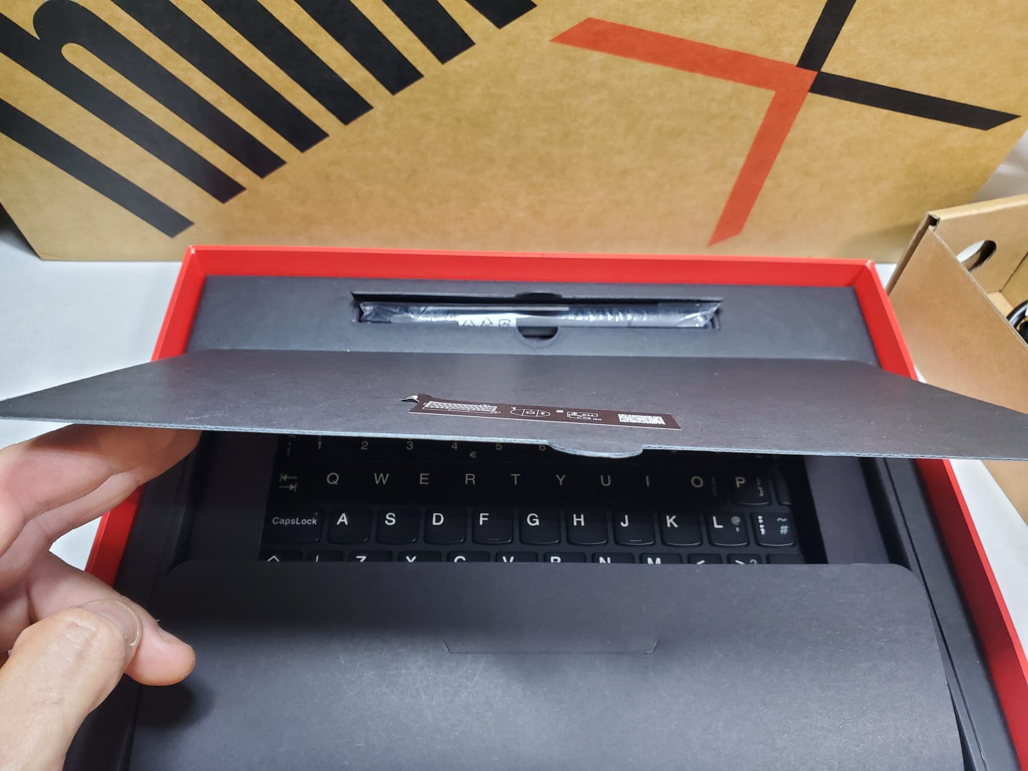Portátil Lenovo ThinkPad X1 Fold — image 20