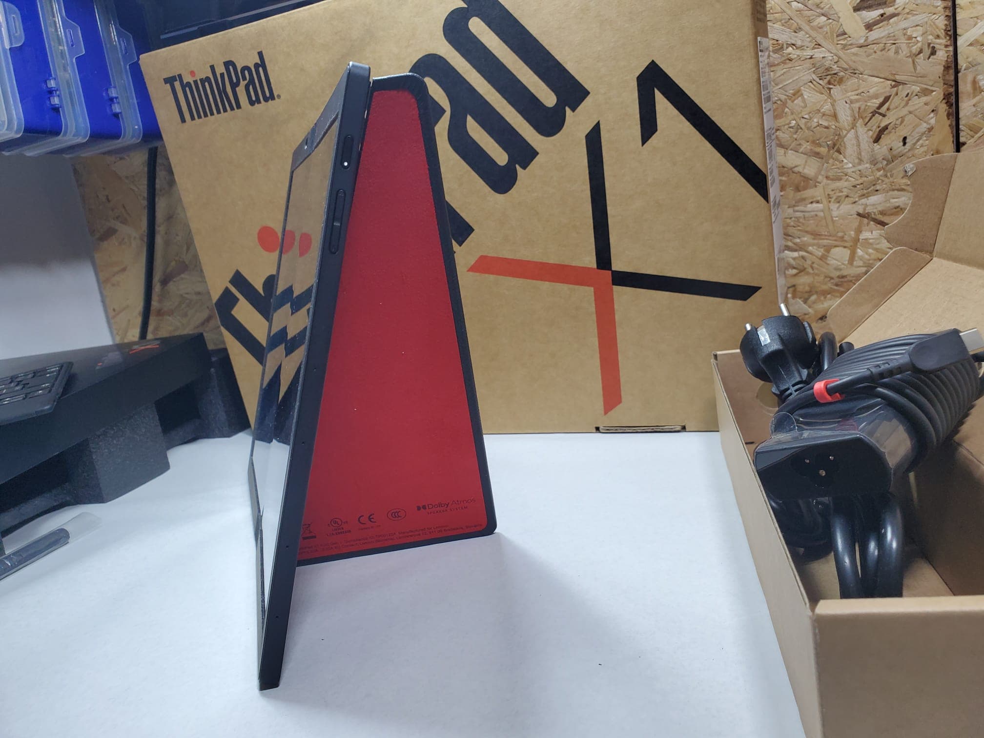 Portátil Lenovo ThinkPad X1 Fold — image 15
