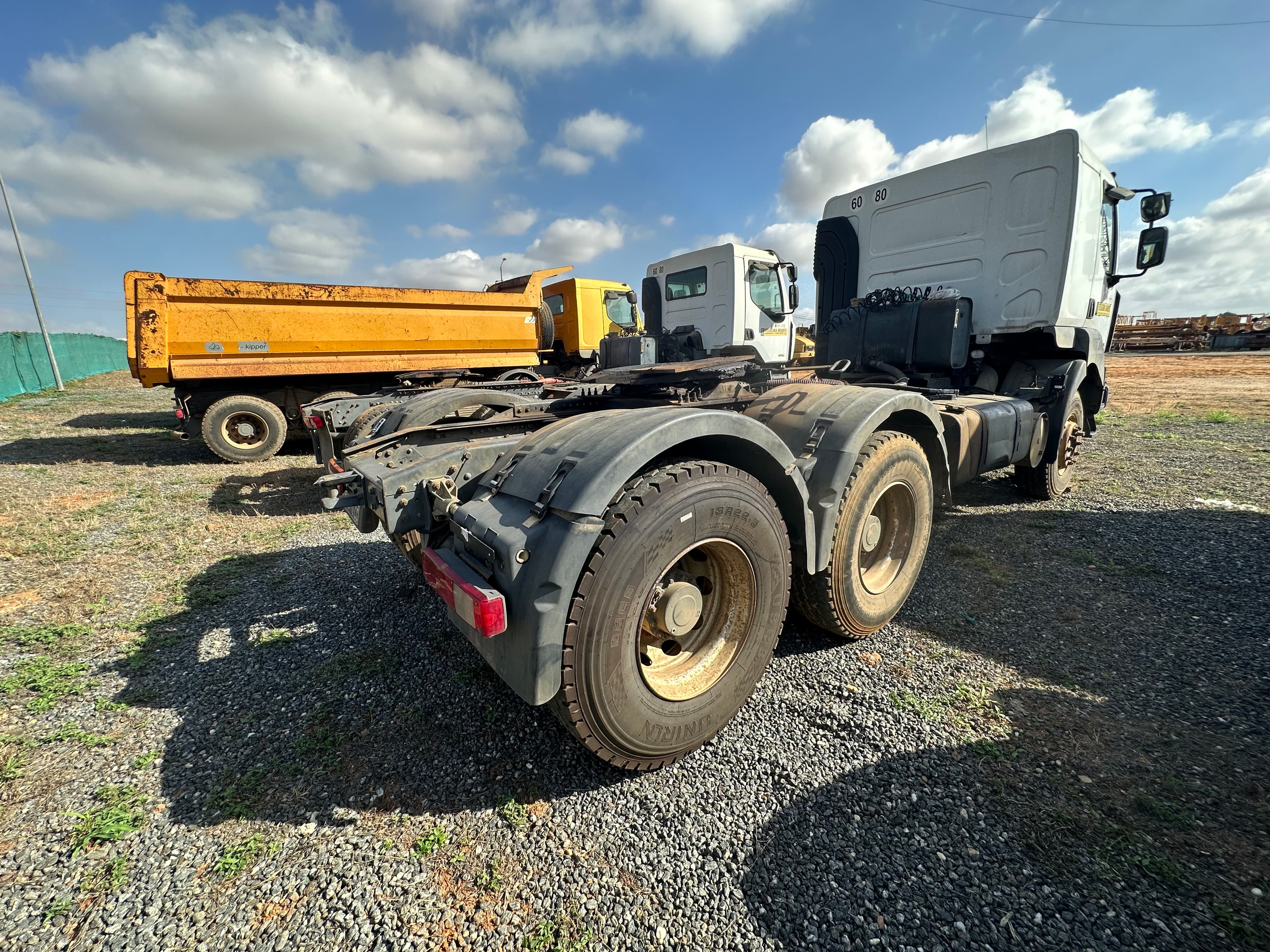 Camião Trator (Cavalo) 6X  Renault Kerax 440 Dxi — image 6