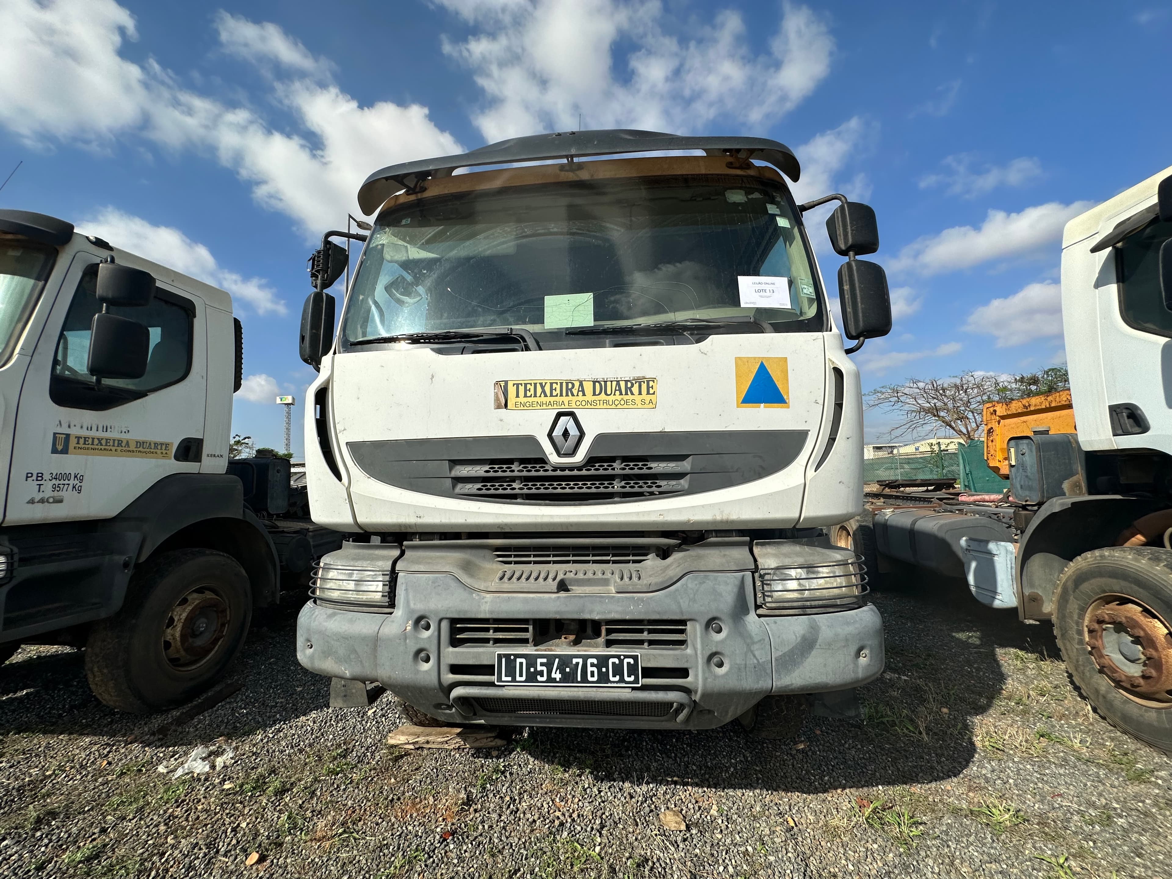 Camião Trator (Cavalo) 6X  Renault Kerax 440 Dxi — image 3