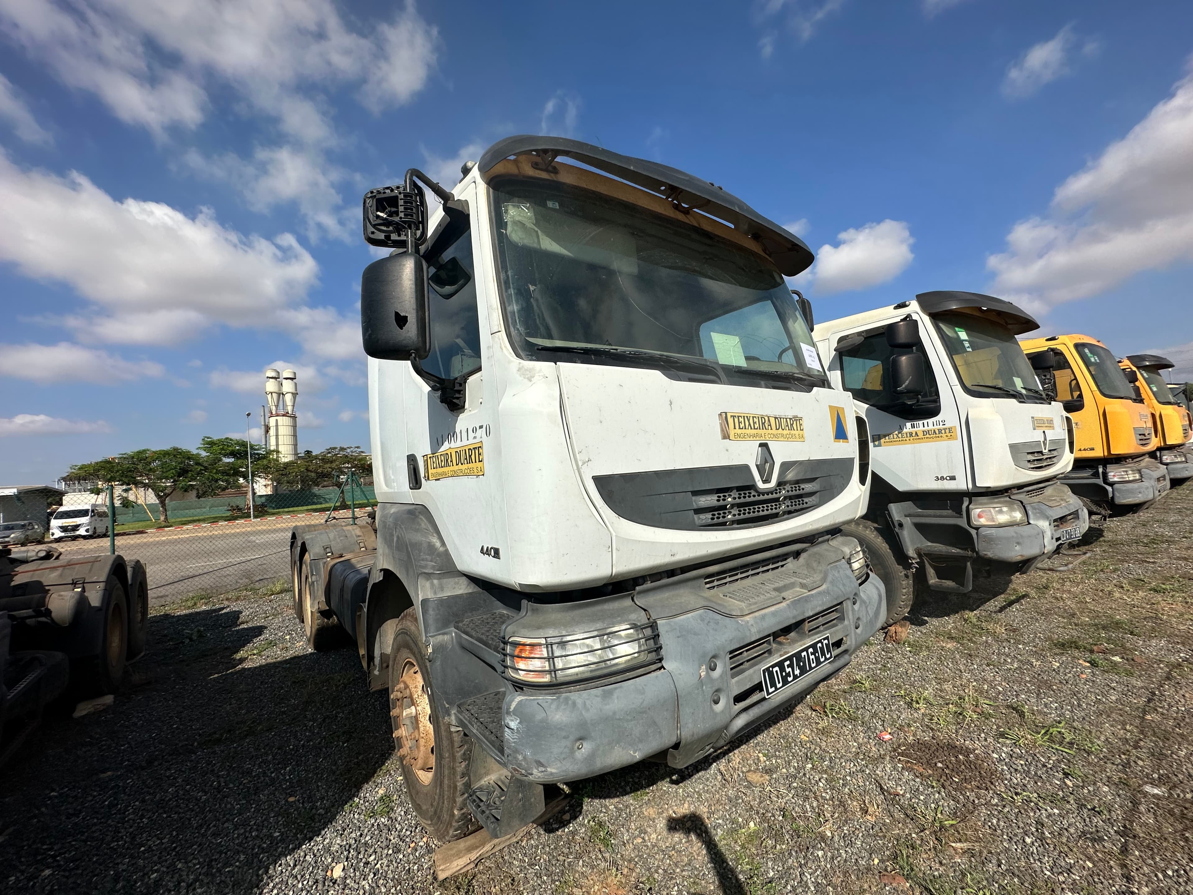 Camião Trator (Cavalo) 6X  Renault Kerax 440 Dxi — image 5
