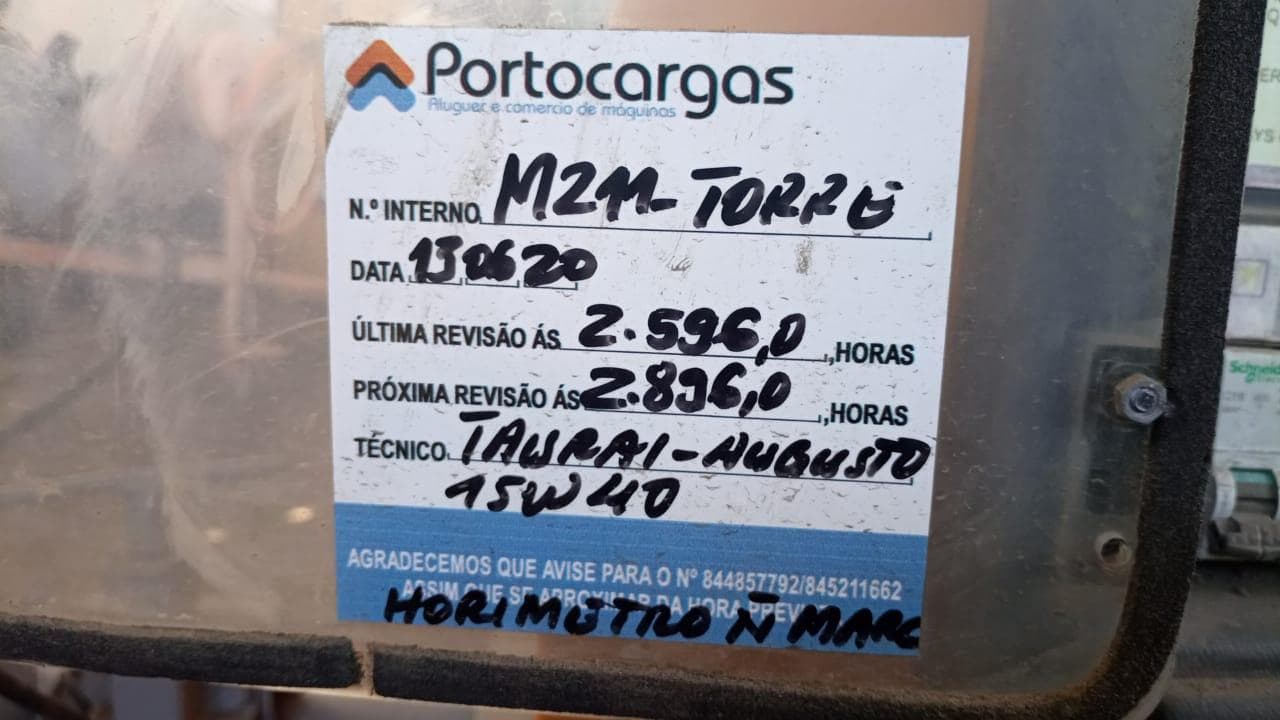 Torre iluminação — image 3