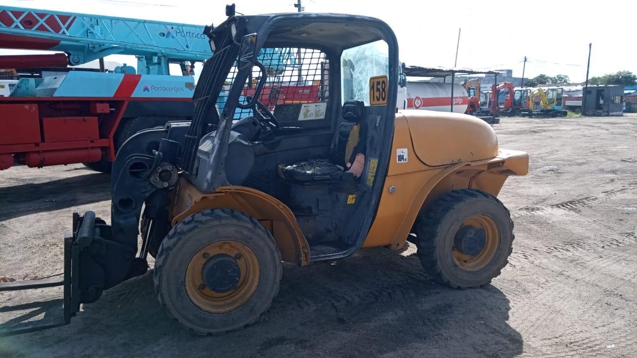 Empilhador JCB 520-40 — image 5