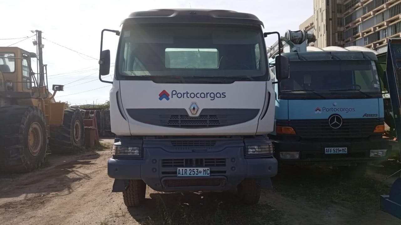 RENAULT TRUCKS — imagen 3