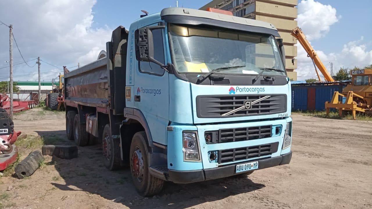 Camião Volvo FM 12380 — imagen 2