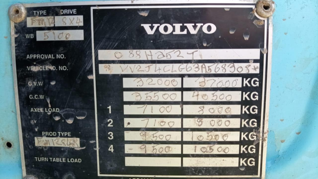 Camião Volvo FM 12380 — imagen 9