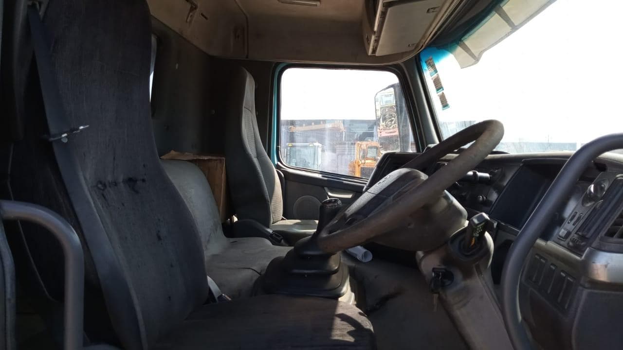 Camião Volvo FM 12380 — imagen 7