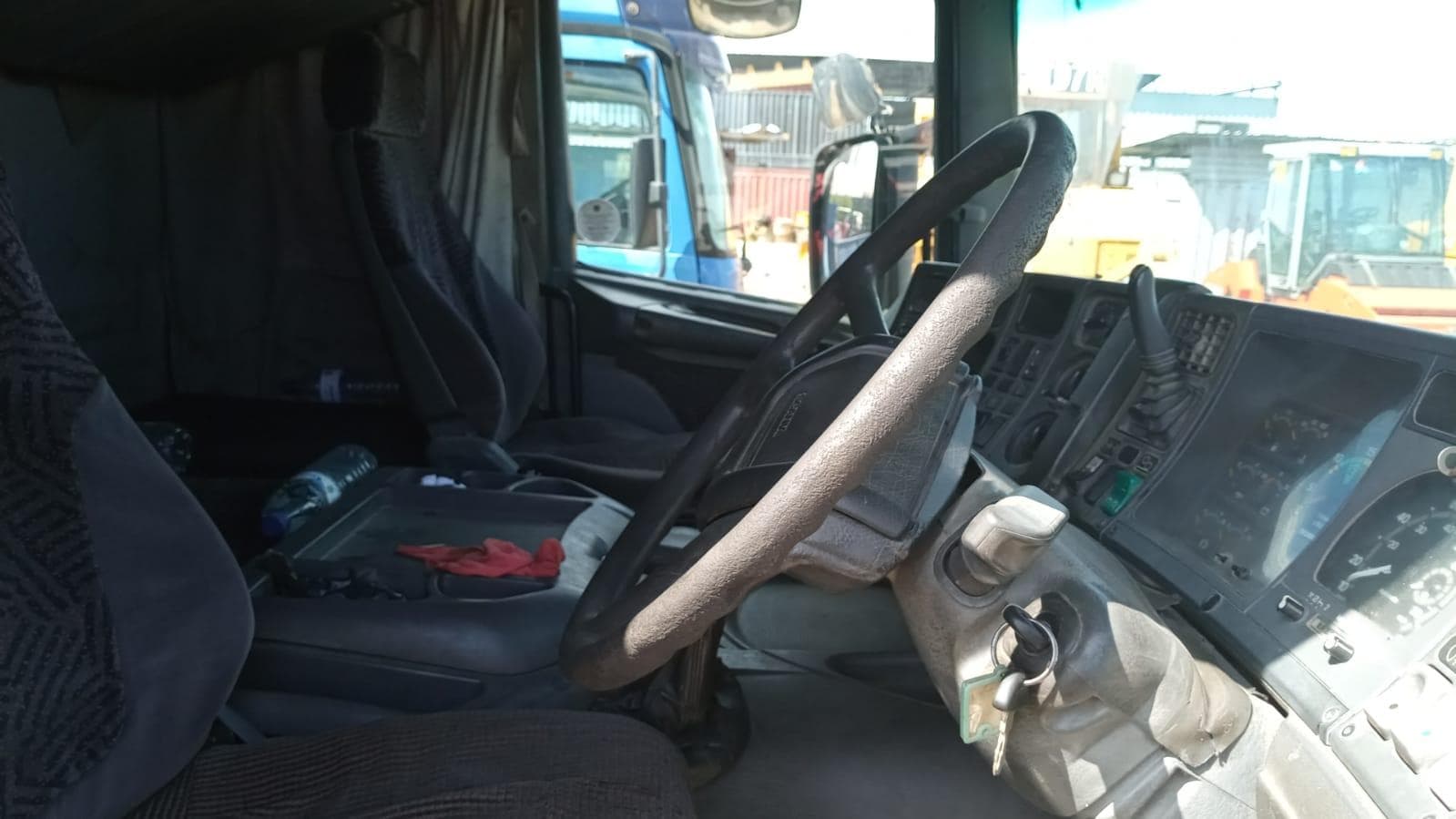 Camião Scania R124LA 6X2 · 2002 — imagen 3
