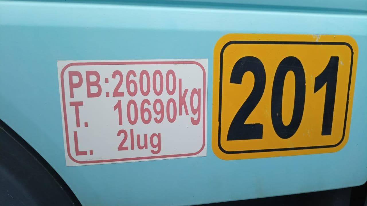 Mercedes Benz Atego 2628 · 2000 — imagen 3