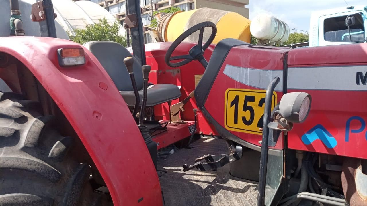 Tractor Massey Ferguson · 2014 — imagen 8