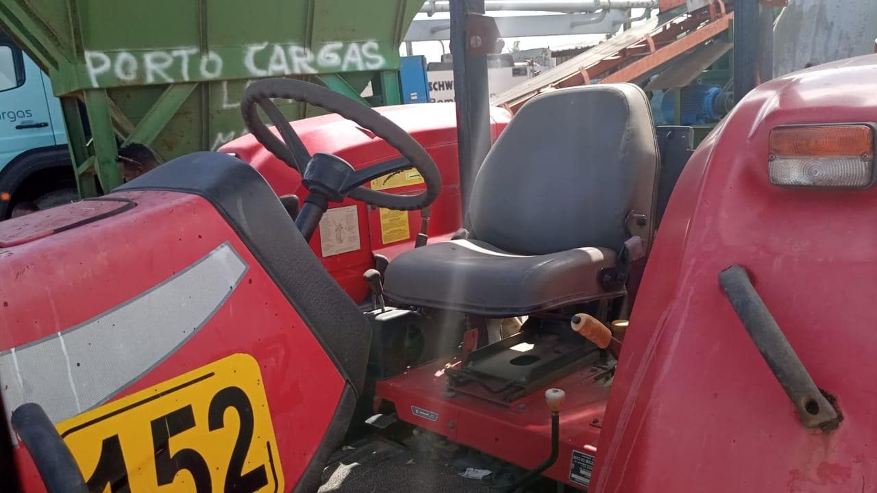 Tractor Massey Ferguson · 2014 — imagen 5