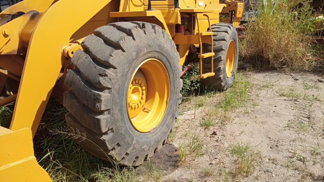 Pá carregadeira Caterpillar — image 6