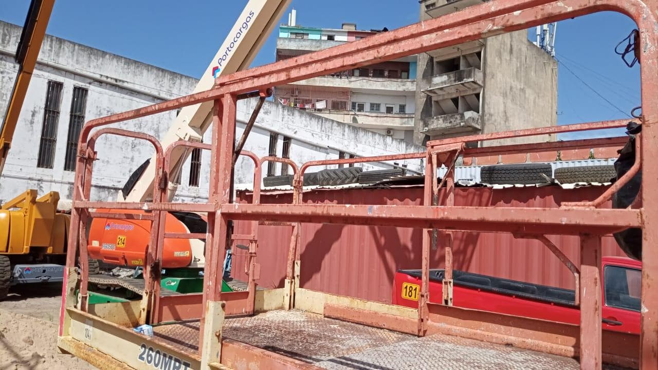 Plataforma elevatória JLG 260 MRT — imagen 4