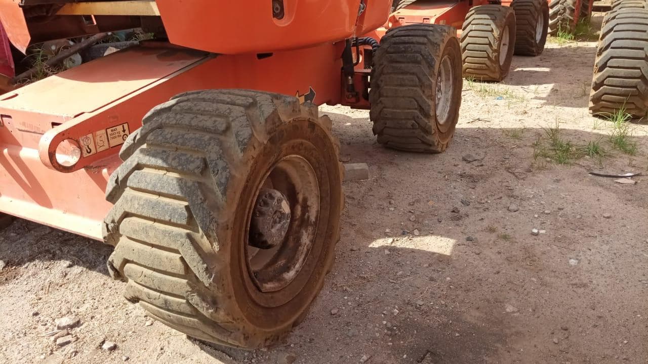 Plataforma articulada JLG 450 AJ — imagen 4