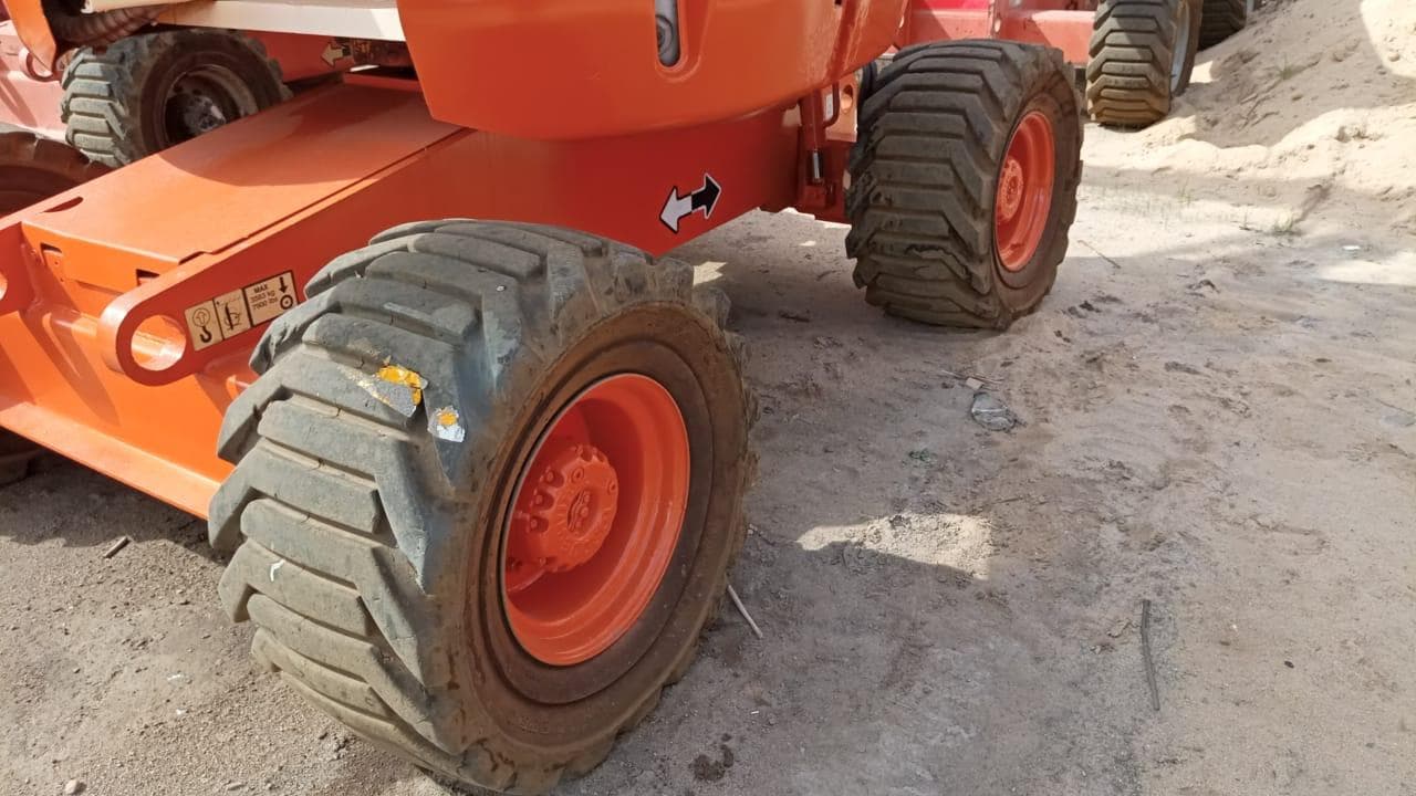 Plataforma elevatória JLG 16M — image 7