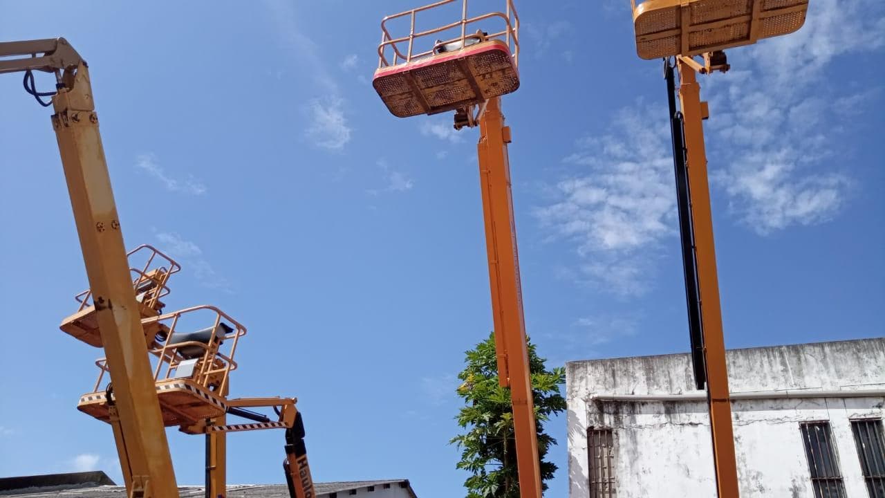 Plataforma elevatória Houlote 26M — image 4
