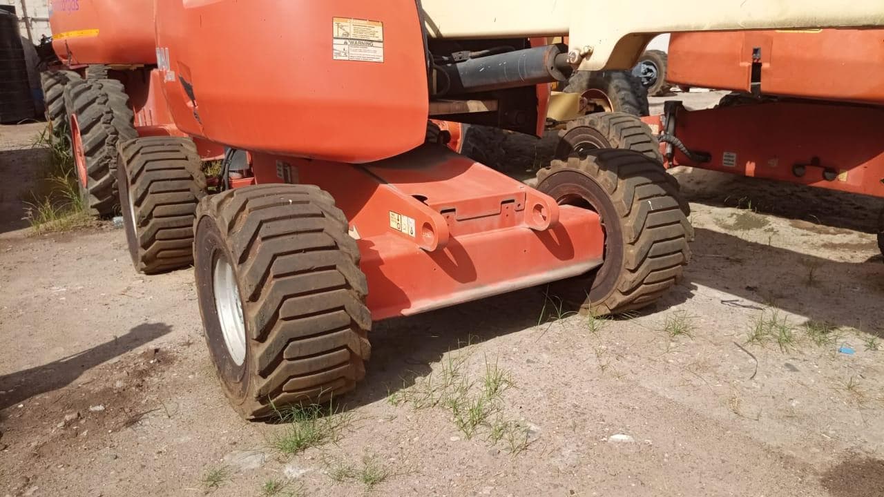 Plataforma elevadora JLG 450AJ SII M — imagen 4