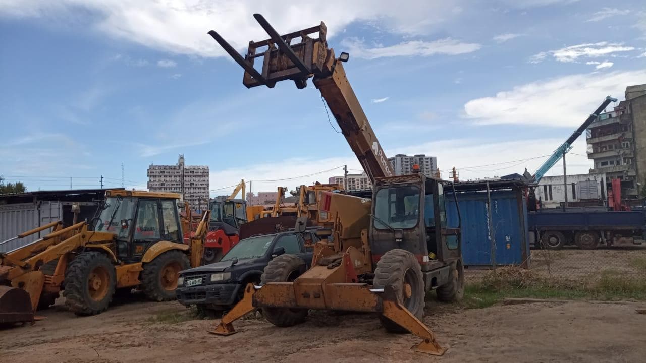 Caterpillar TH63 — imagen 10
