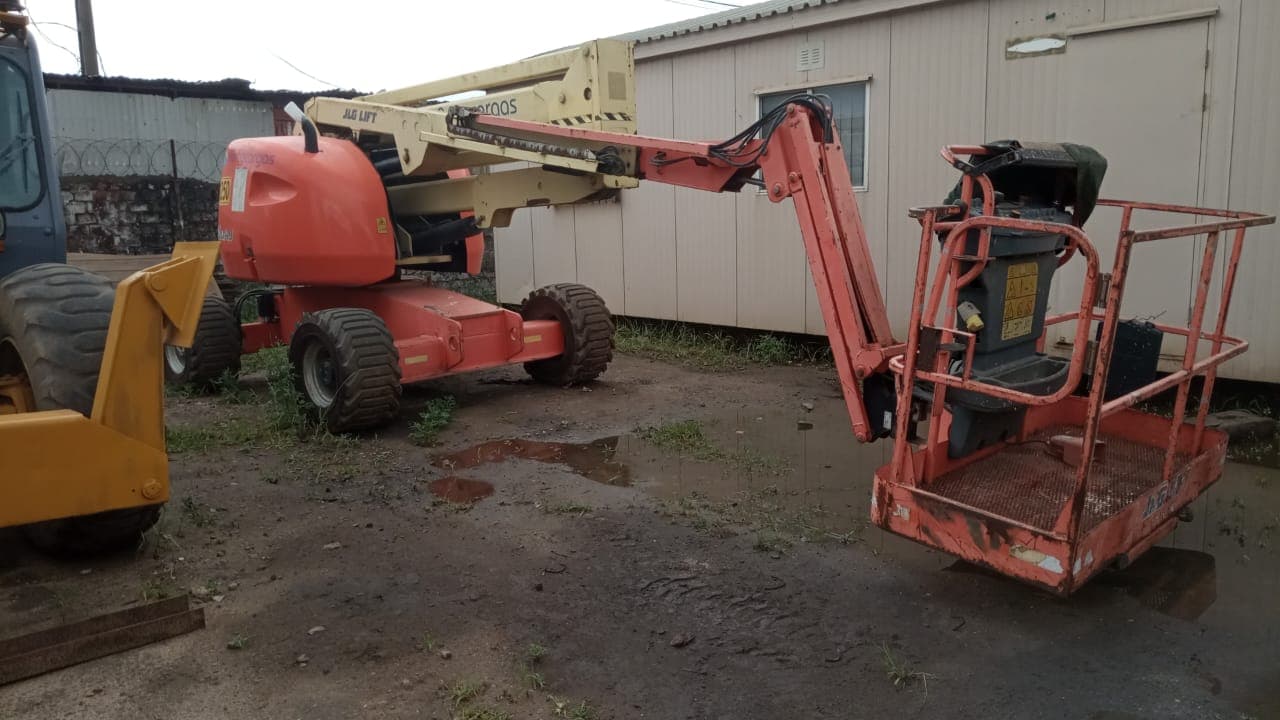 Plataforma elevatória JLG 510AJ — imagen 1