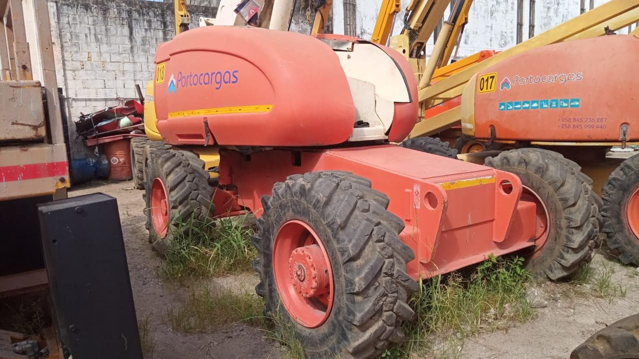 Plataforma elevatória JLG — imagen 10