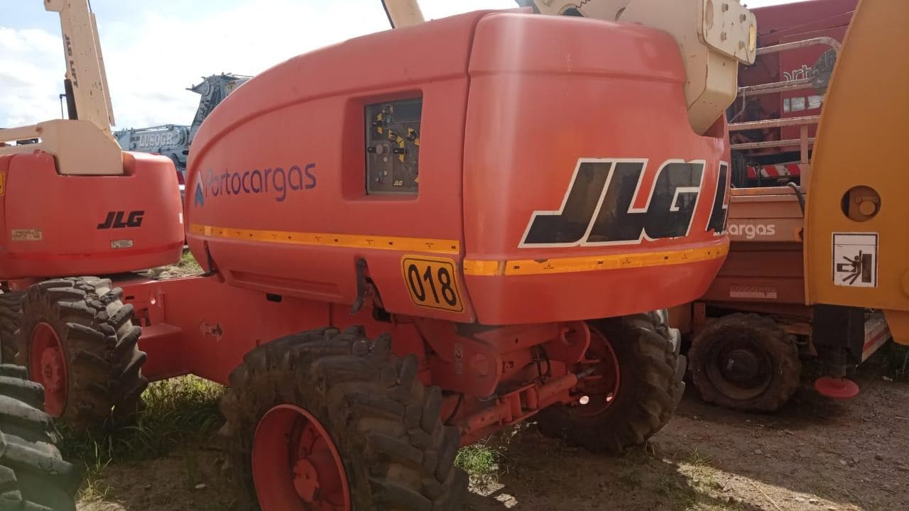 Plataforma elevatória JLG — imagen 5