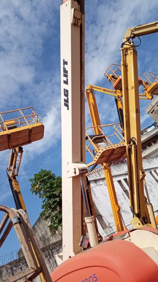 Plataforma elevatória JLG — imagen 7