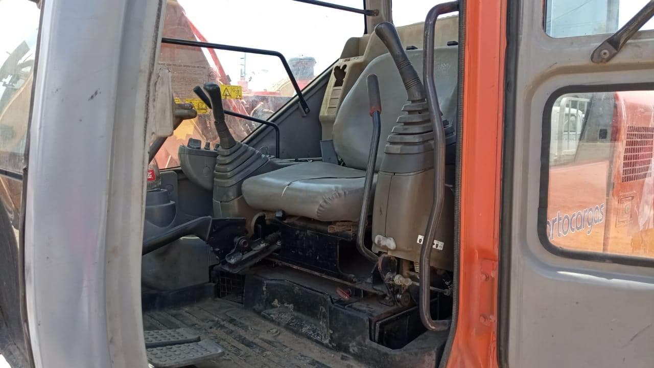 Giratória Hitachi — imagen 4