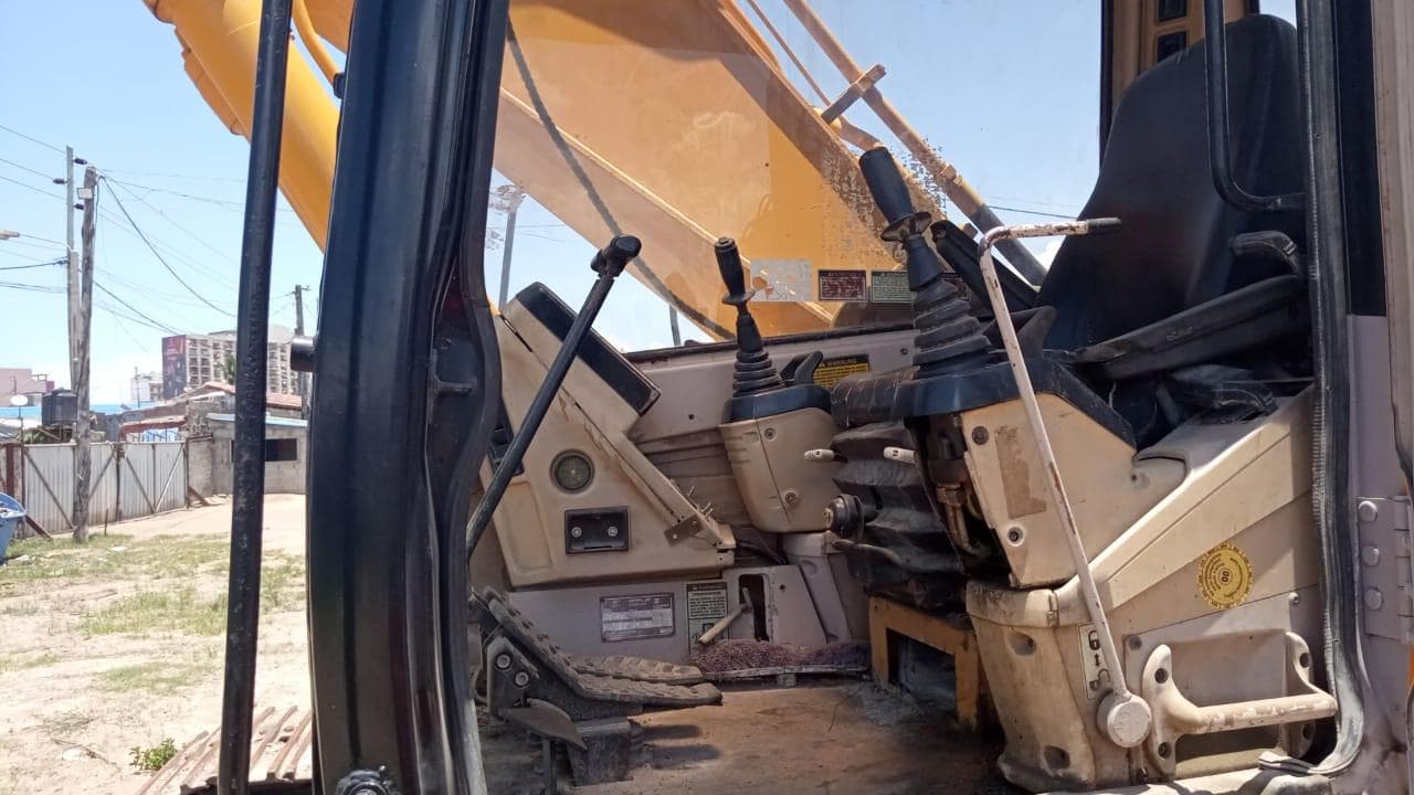 Giratória Caterpillar CAT 325 LN Z — imagem 11