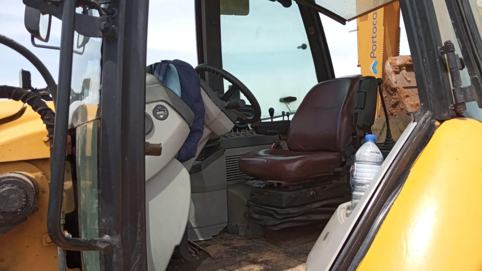 Retroescavadeira Caterpillar 428 E — imagen 7