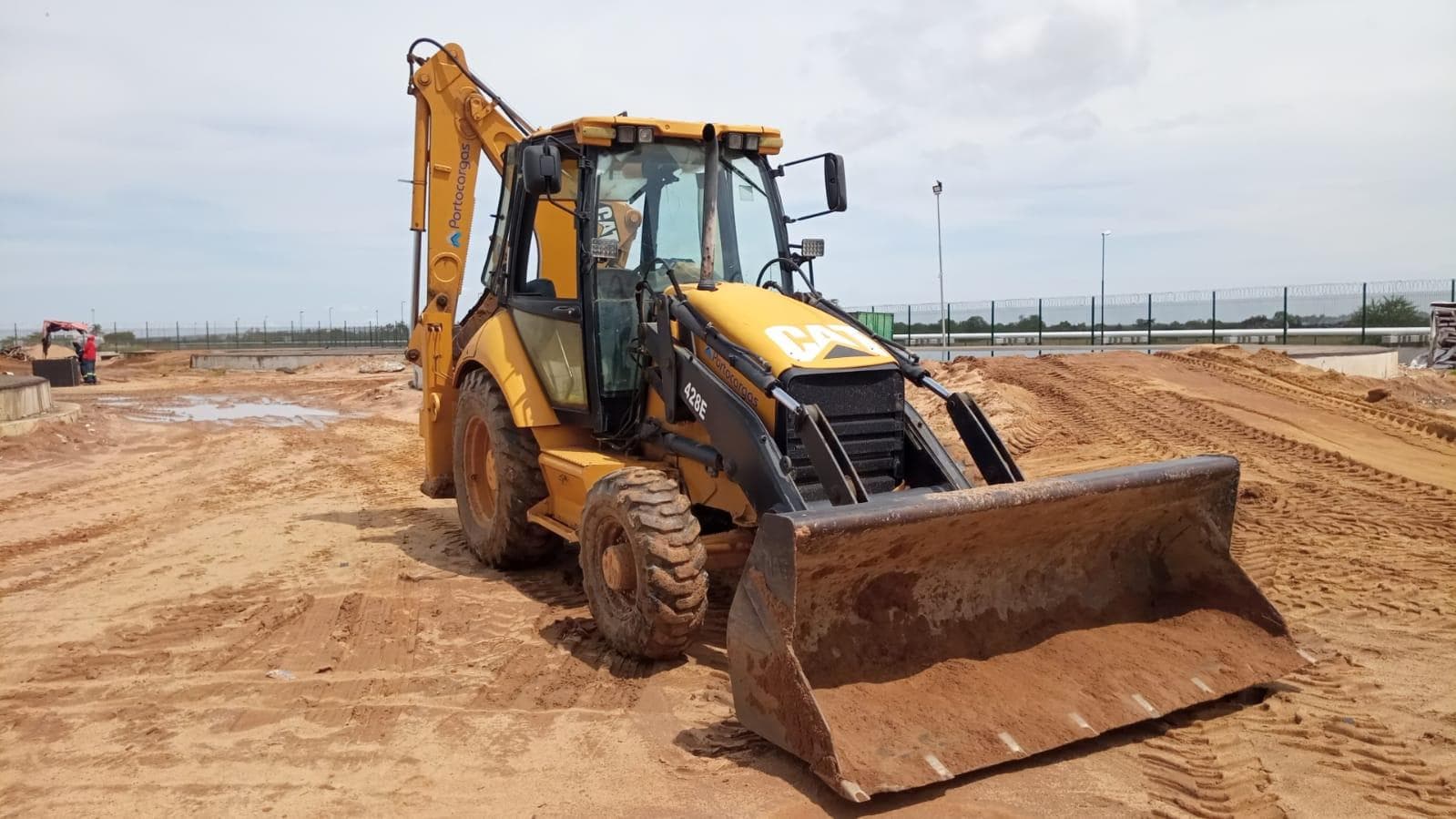 Retroescavadeira Caterpillar 428 E — imagen 6