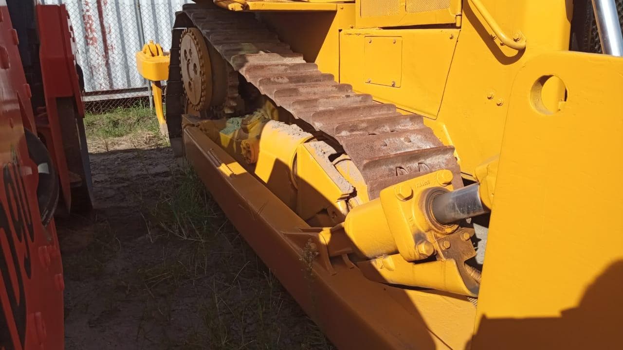 Bulldozer Caterpillar D6H — imagen 9