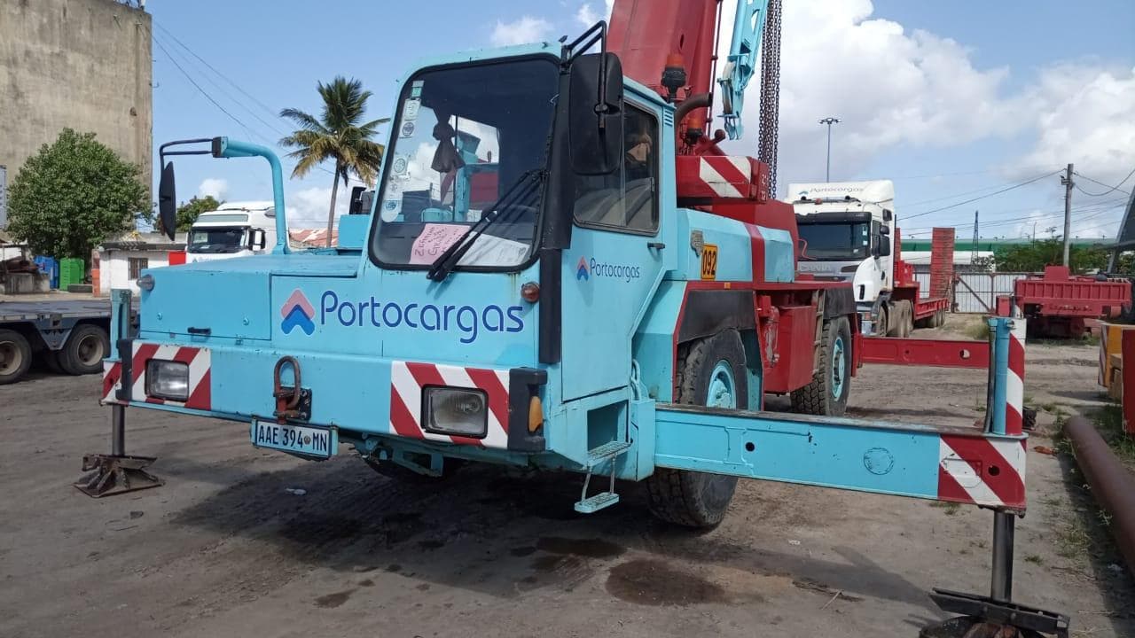 Grua Liebherr LTM 1025 — imagen 3