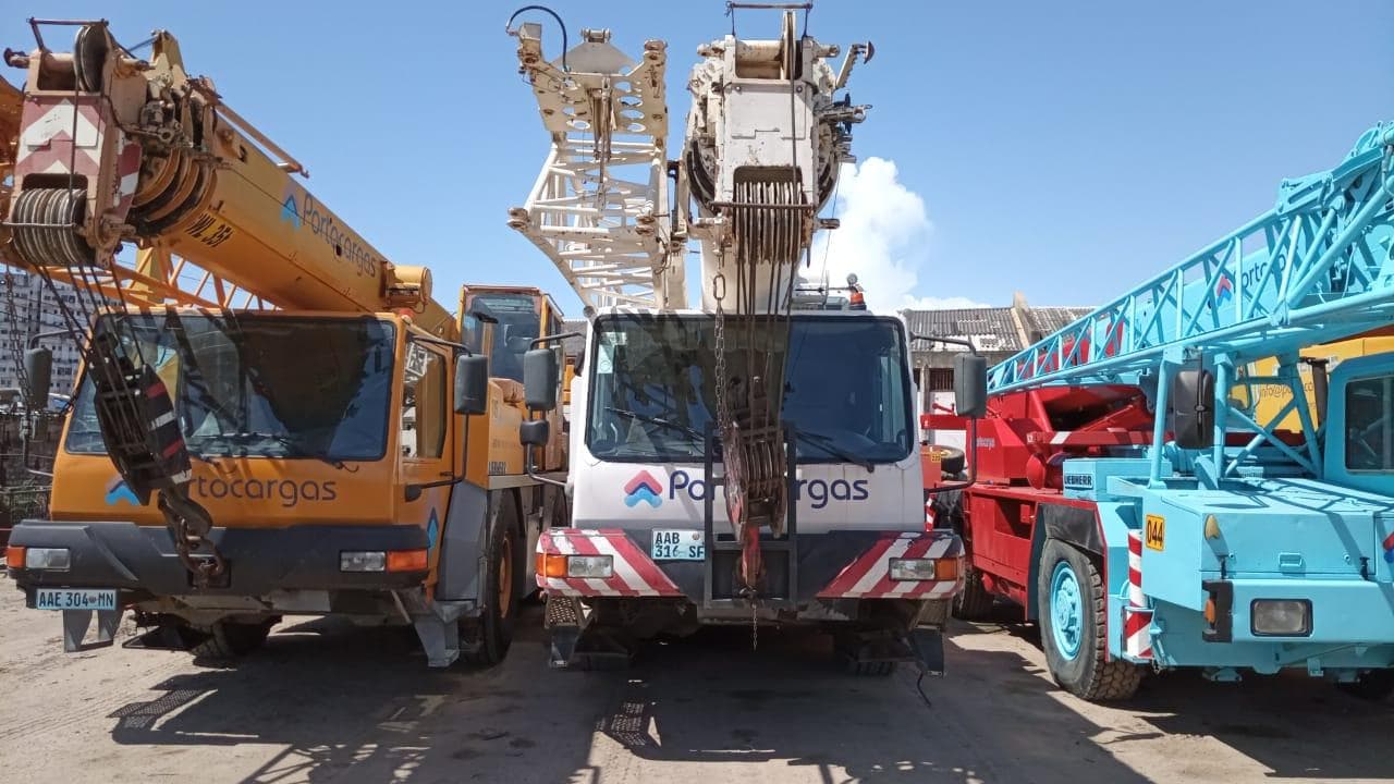 Grua Liebherr LTM1030 2.1 — imagem 2