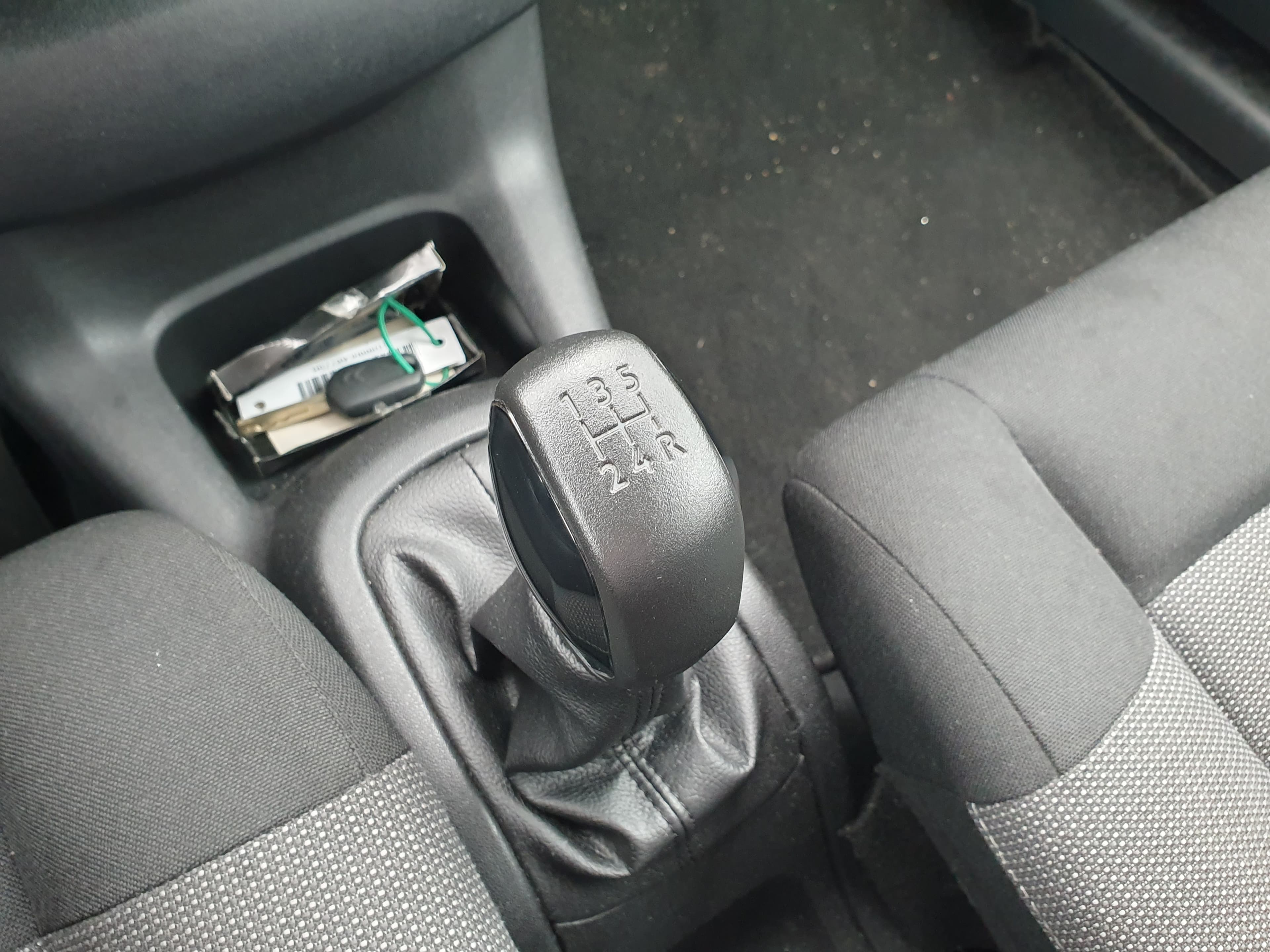 Citroën C4 Cactus · Ano 2015 — imagen 32