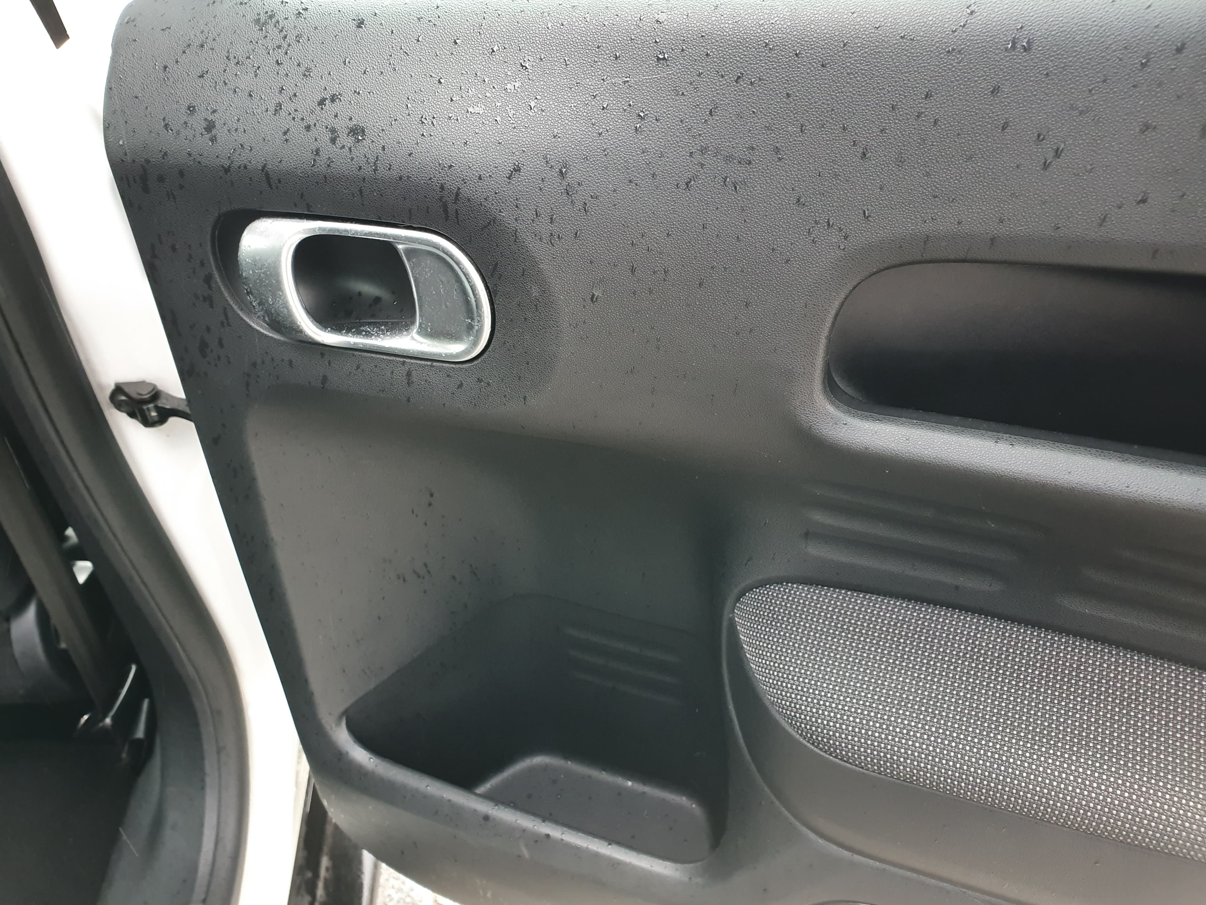 Citroën C4 Cactus · Ano 2015 — imagen 17