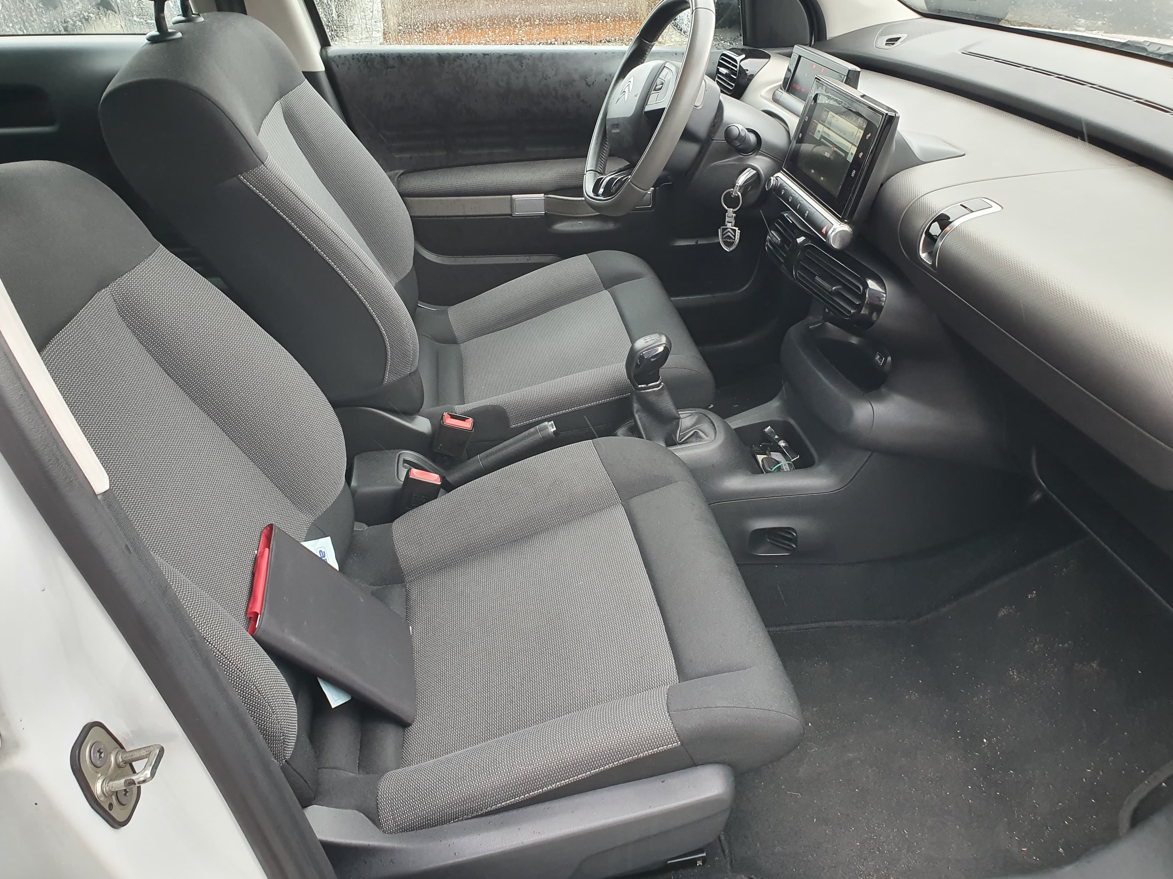 Citroën C4 Cactus · Ano 2015 — imagen 21